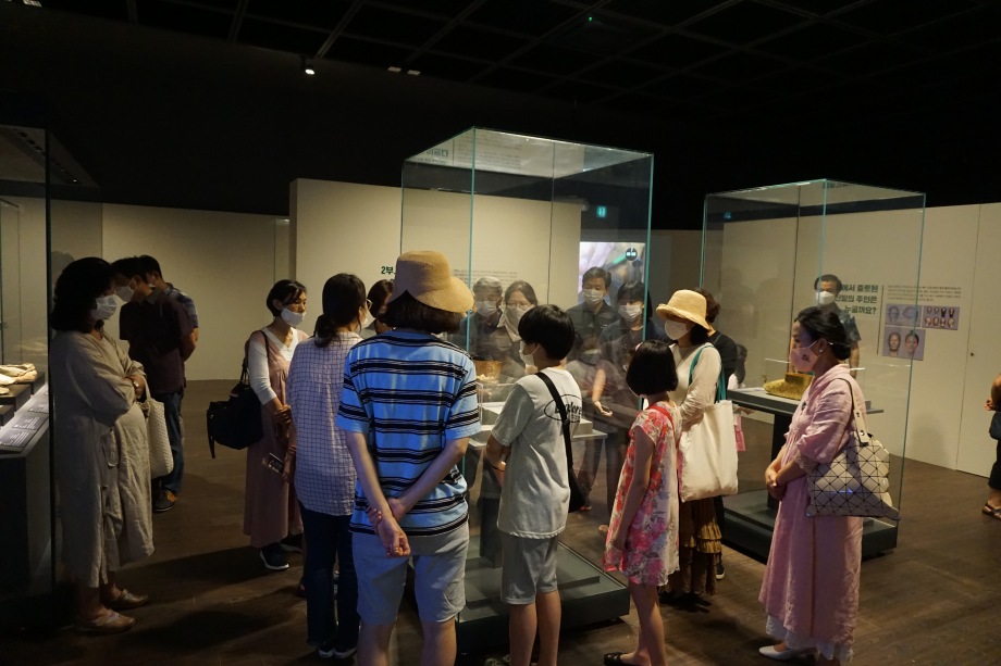 취소 (전시해설) 큐레이터와의 대화 <백제의 계획도시, 세종 나성동>대표이미지